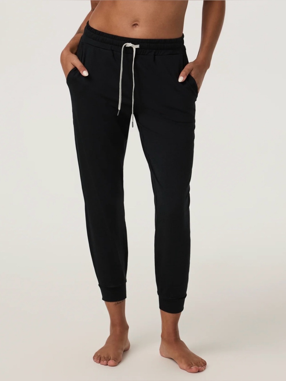 Vuori Performance Jogger Pants in Black Heather Size Small